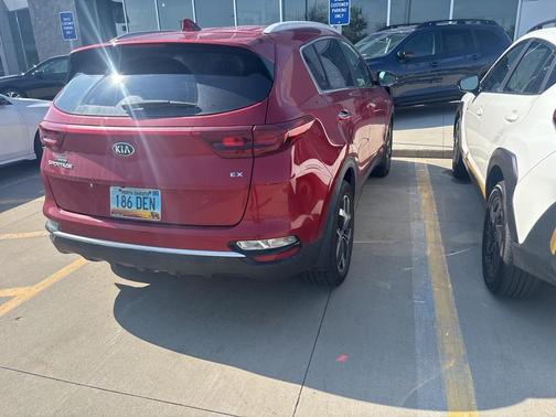 2020 Kia Sportage EX