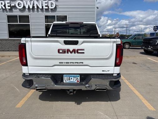 2021 GMC Sierra 1500 SLT