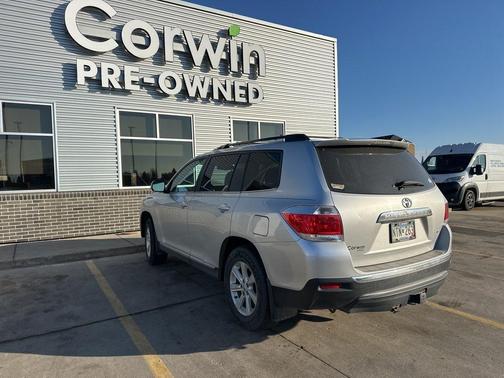 2012 Toyota Highlander SE