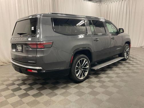 2023 Jeep Wagoneer L Series III