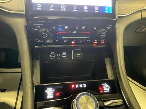 2024 Jeep Grand Cherokee Overland