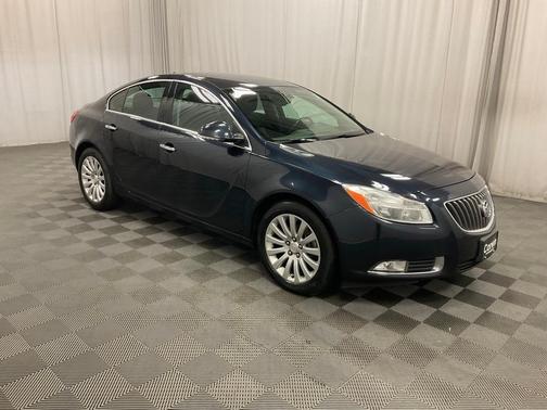2013 Buick Regal Premium 1