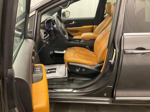 2022 Chrysler Pacifica Pinnacle