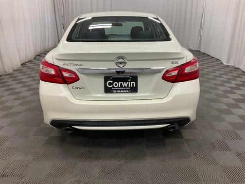 2016 Nissan Altima 2.5 SR