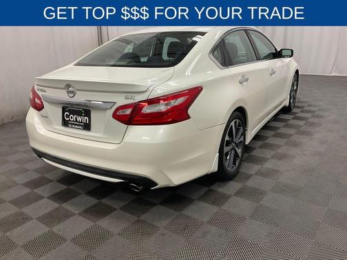 2016 Nissan Altima 2.5 SR