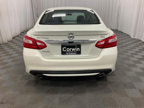 2016 Nissan Altima 2.5 SR