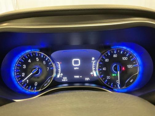 2023 Chrysler Pacifica Touring-L