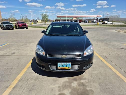 Black 2011 Chevrolet Impala LT