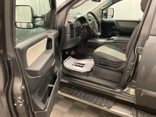2010 Nissan Titan Pro-4X