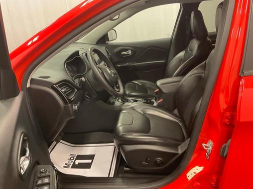 2021 Jeep Cherokee Latitude Plus