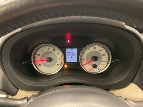 2013 Subaru Impreza 2.0i Premium
