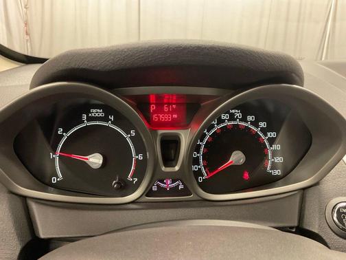 2011 Ford Fiesta SES