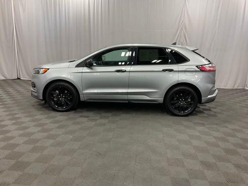 Iconic Silver Metallic 2024 Ford Edge ST Line