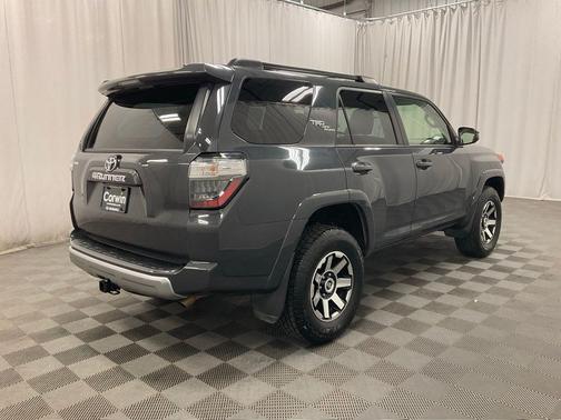 2024 Toyota 4Runner TRD Off Road