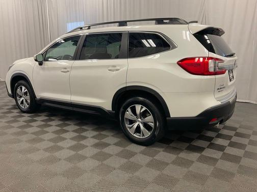 Crystal White Pearl 2025 Subaru Ascent Premium