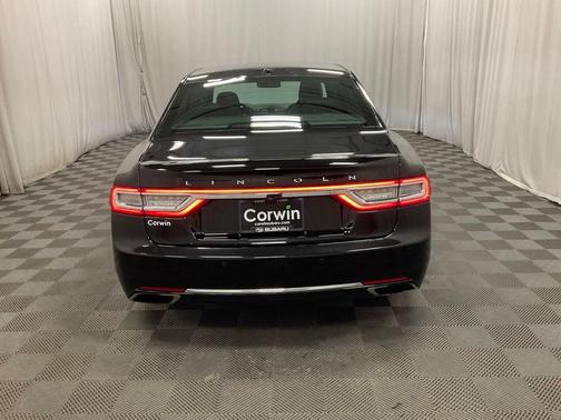 Diamond Black 2017 Lincoln Continental Reserve