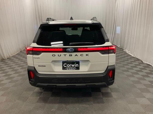 Crystal White Pearl 2026 Subaru Outback Premium