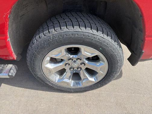 Flame Red Clearcoat 2019 RAM 1500 Big Horn