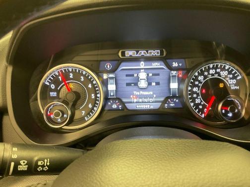 Flame Red Clearcoat 2019 RAM 1500 Big Horn