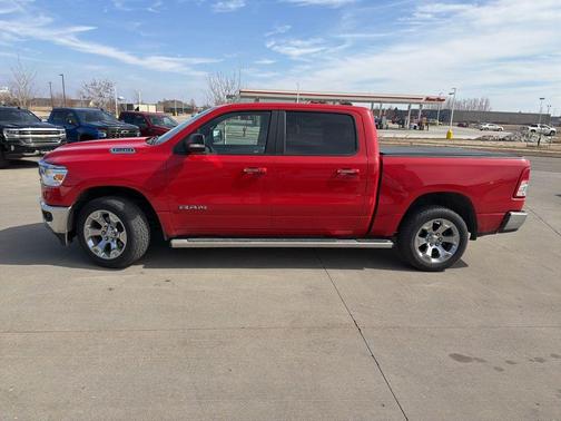 Flame Red Clearcoat 2019 RAM 1500 Big Horn