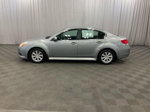 2011 Subaru Legacy 2.5i