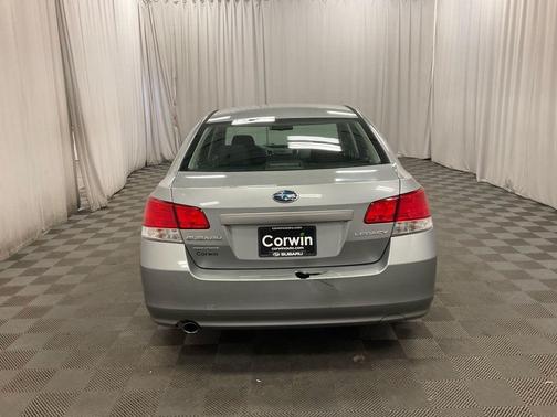 2011 Subaru Legacy 2.5i
