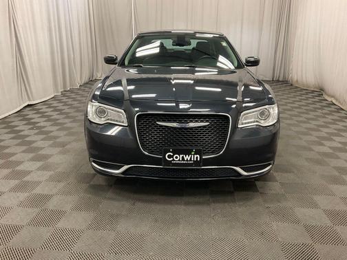 Maximum Steel Metallic 2016 Chrysler 300 Limited