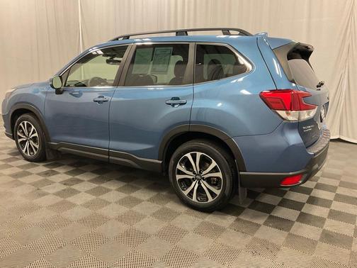 Horizon Blue Pearl 2023 Subaru Forester Limited