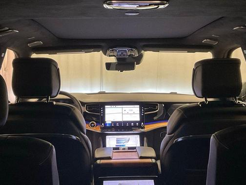 2024 Jeep Grand Wagoneer L Series III