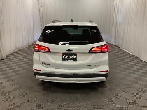 Summit White 2022 Chevrolet Equinox RS