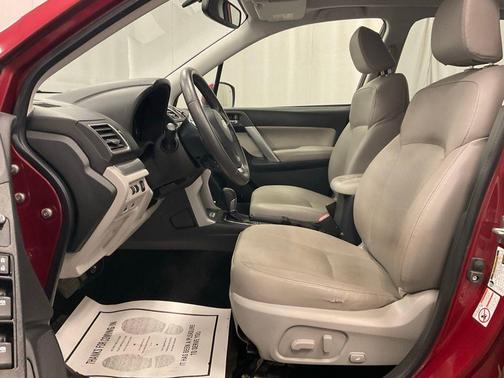 2016 Subaru Forester 2.5i Touring