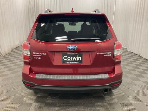 2016 Subaru Forester 2.5i Touring