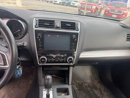 Crystal White Pearl 2018 Subaru Legacy 2.5i Premium