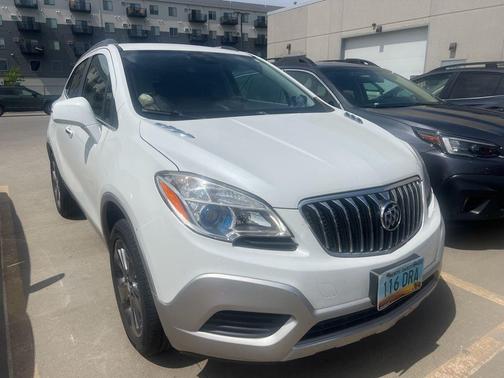 White Pearl Tri-Coat 2013 Buick Encore Base