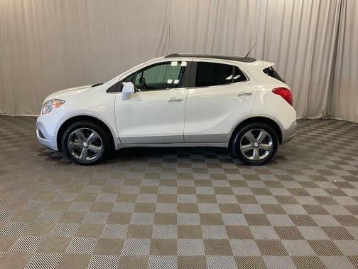 White Pearl Tri-Coat 2013 Buick Encore Base