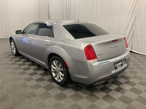 Billet Silver Metallic Clearcoat 2018 Chrysler 300 Limited