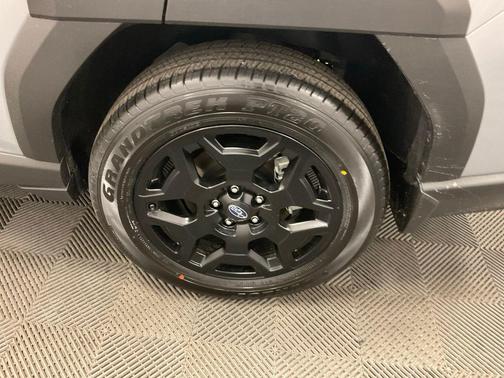 Ice Silver Metallic 2026 Subaru Outback Limited