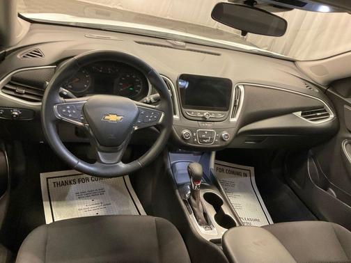 Summit White 2023 Chevrolet Malibu RS