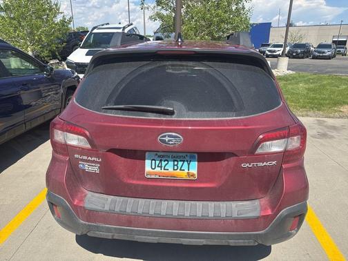 Crimson Red Pearl 2018 Subaru Outback 2.5i Premium