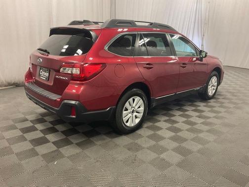 Crimson Red Pearl 2018 Subaru Outback 2.5i Premium