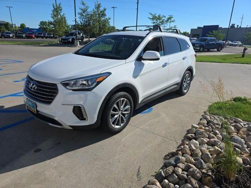 Monaco White 2019 Hyundai Santa Fe XL SE