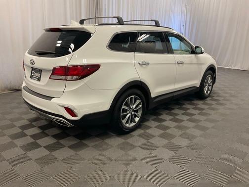 Monaco White 2019 Hyundai Santa Fe XL SE