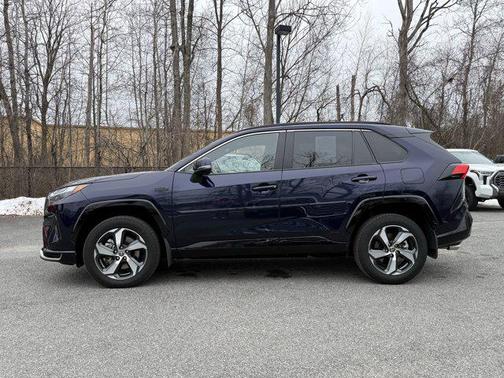 2024 Toyota RAV4 Prime SE