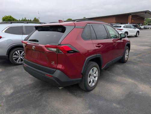 2019 Toyota RAV4 LE