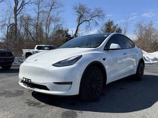 2021 Tesla Model Y Long Range Dual Motor All-Wheel Drive