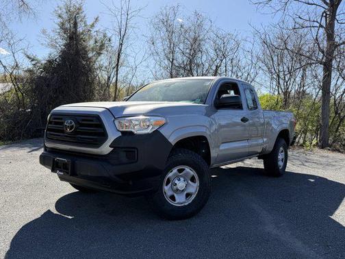 Magnetic Gray Metallic 2018 Toyota Tacoma SR