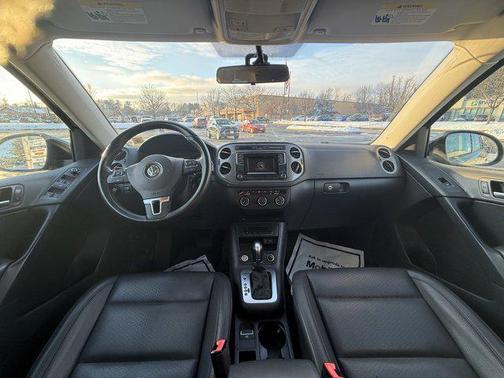 2016 Volkswagen Tiguan S