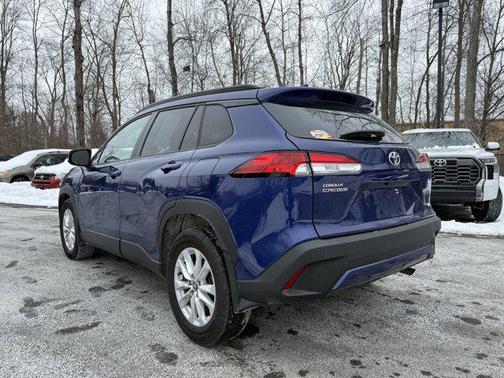 2023 Toyota Corolla Cross LE