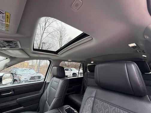 2024 Toyota Sequoia SR5