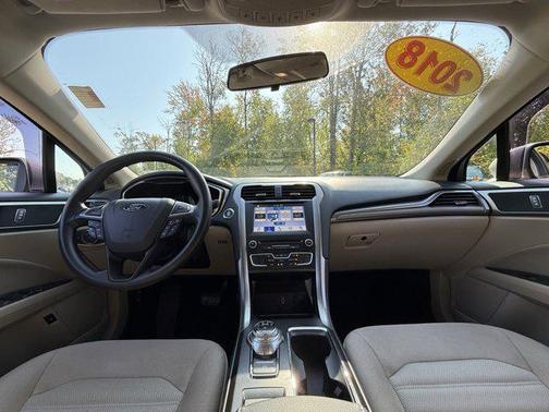 2018 Ford Fusion Hybrid SE